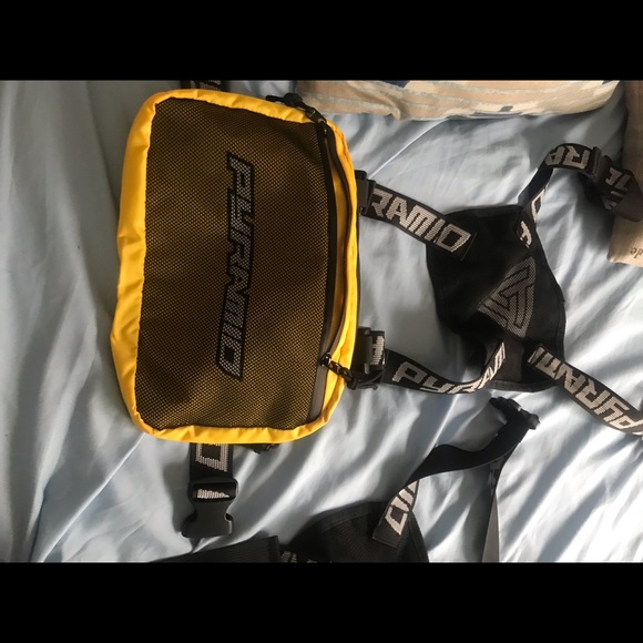 Pyramid Vest - Picture 2 of 2